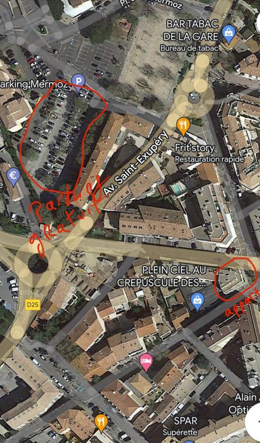 Centre Ville Sainte Maxime 100M Plage Et Commerce A Pied Экстерьер фото